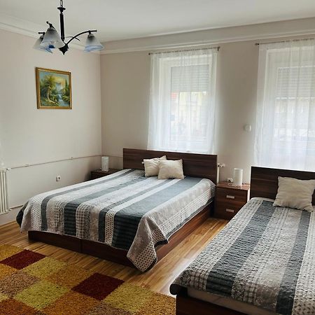 Huerkecz Apartmanhaz Hévíz Extérieur photo
