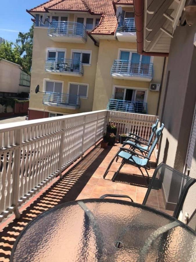 Huerkecz Apartmanhaz Hévíz Extérieur photo